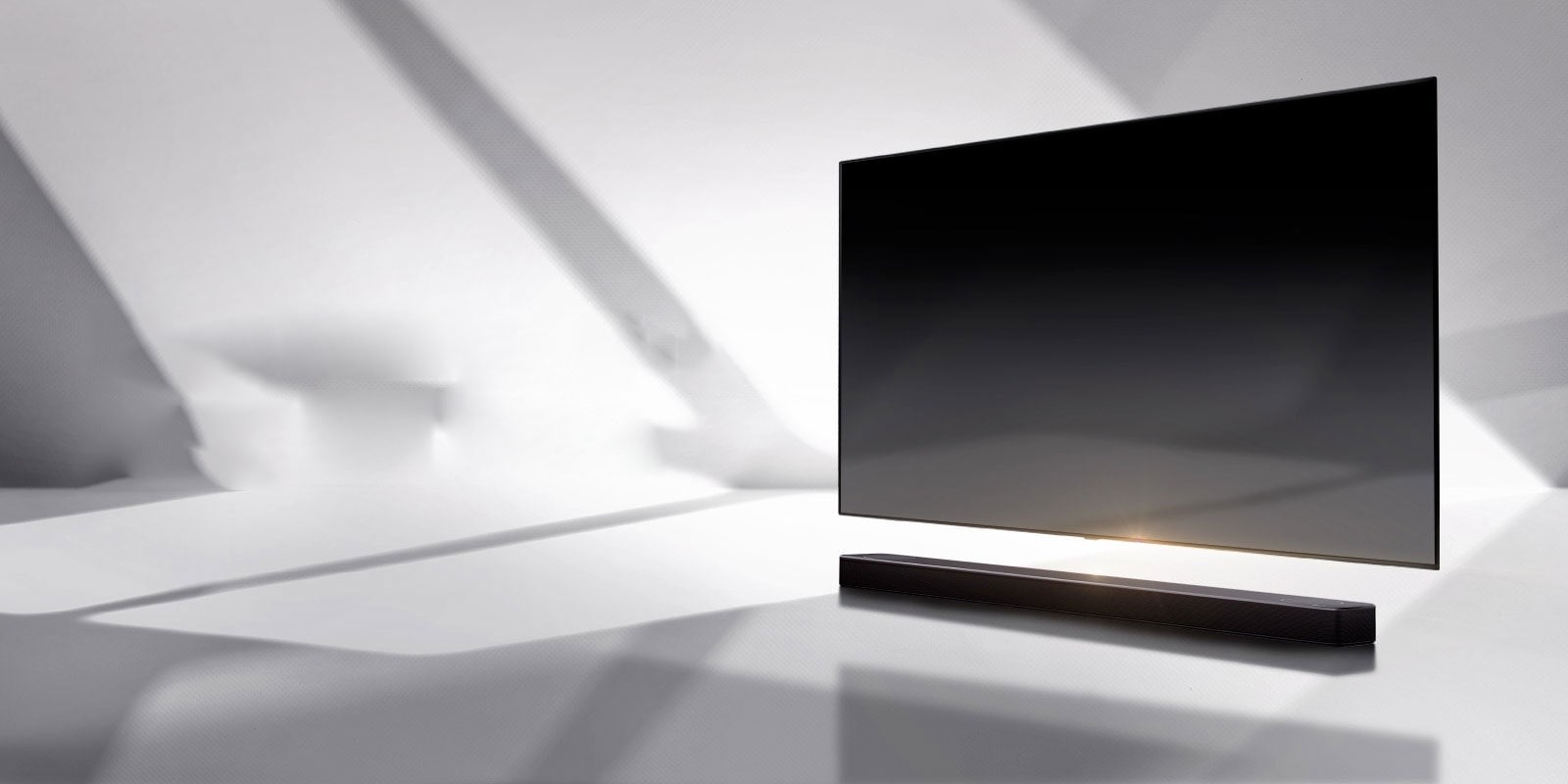 AV-SoundBar-SP-01-Intro-Desktop-AR