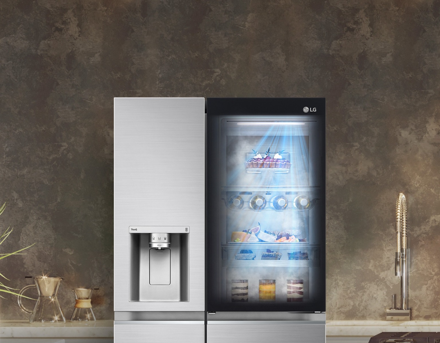 REF-Vplus-SxS-X-Best-PZ-InstaView-with-CraftIce-PureN-04-1-DoorCooling-D